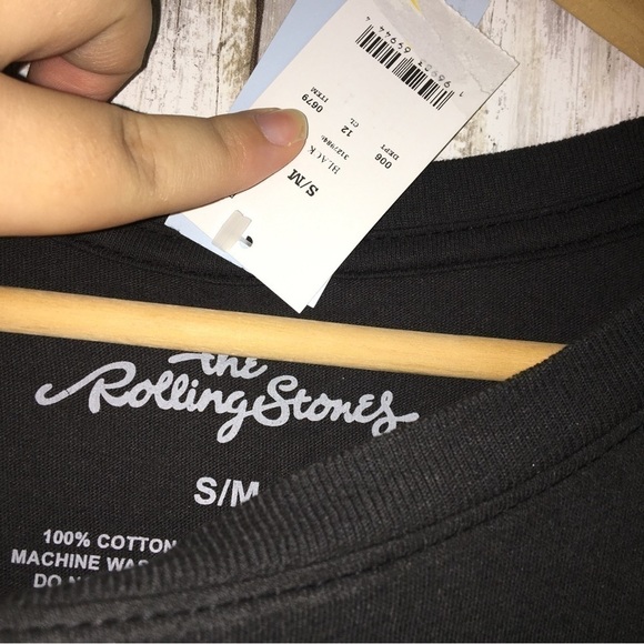 NWT Rolling Stones Clover Tongue Tee - Picture 4 of 5